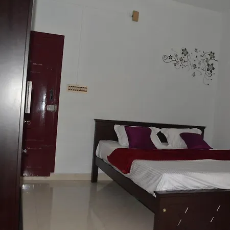 Dream View Homestay Thekkady Exterior photo